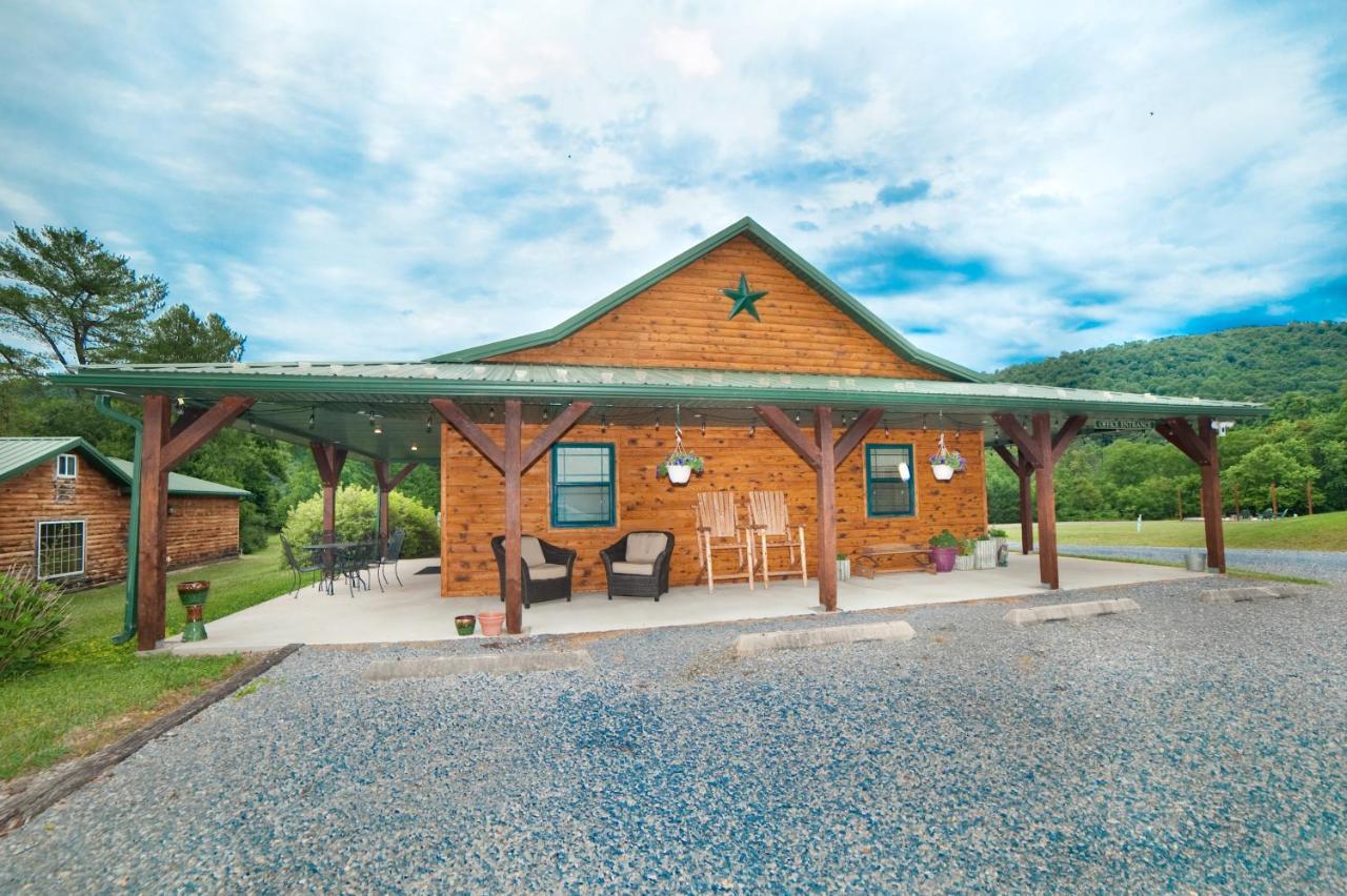 7Cs Lodging Flintstone Buitenkant foto